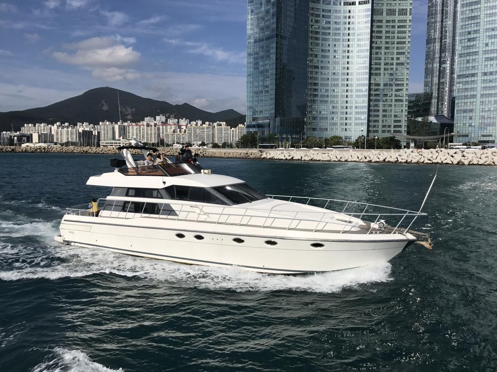 Sea And Yacht Hotel Busan Exterior foto